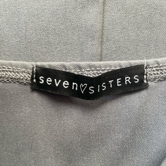 SEVEN SISTERS GREY DEEP PLUNG WIRE DRESS WITH ADJUSTABLE STRAPS (Xs-s) - Picture 3 of 3